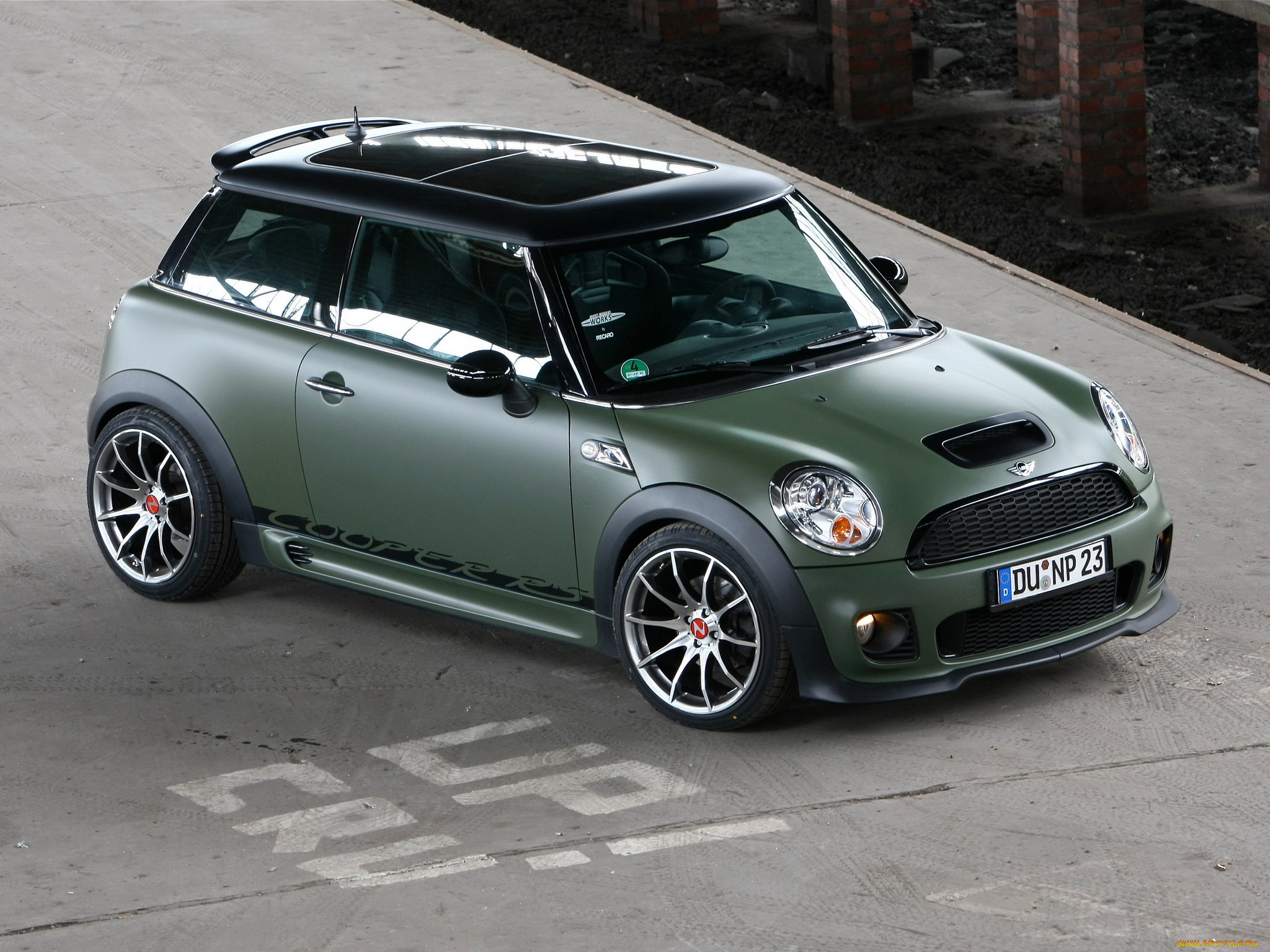 , mini